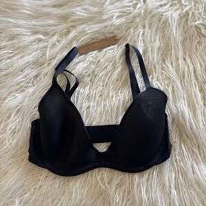 Skims Weightless Scoop Bra Onyx Size 32C